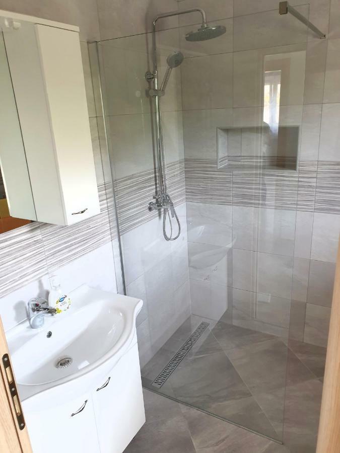 Apartments Elvira คิร์ก ภายนอก รูปภาพ